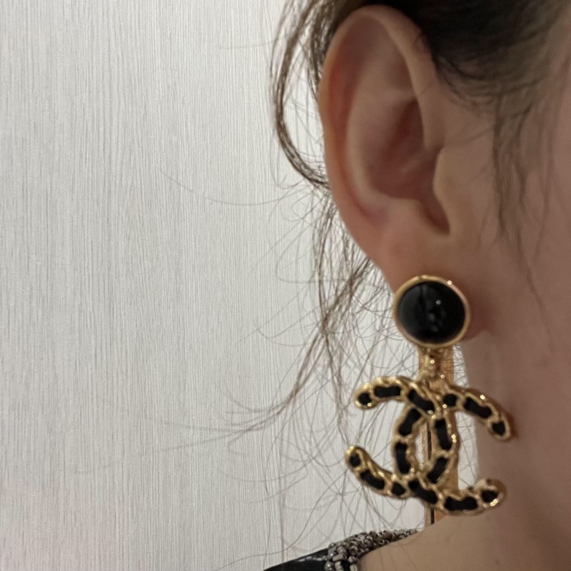 Ch**el earrings